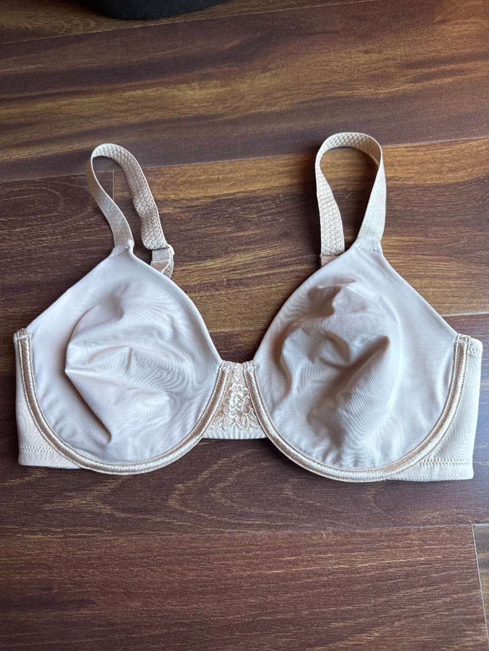 VAnity Fair Underwire Nude Bra 36D